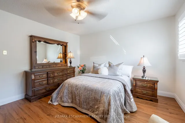 Additional property image - 2301 Cavendish Dr Unit 122