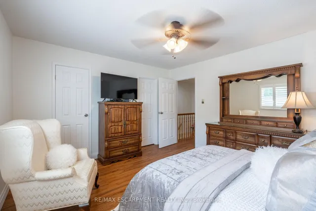 Additional property image - 2301 Cavendish Dr Unit 122