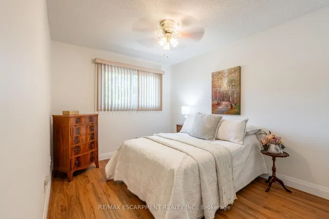 Additional property image - 2301 Cavendish Dr Unit 122
