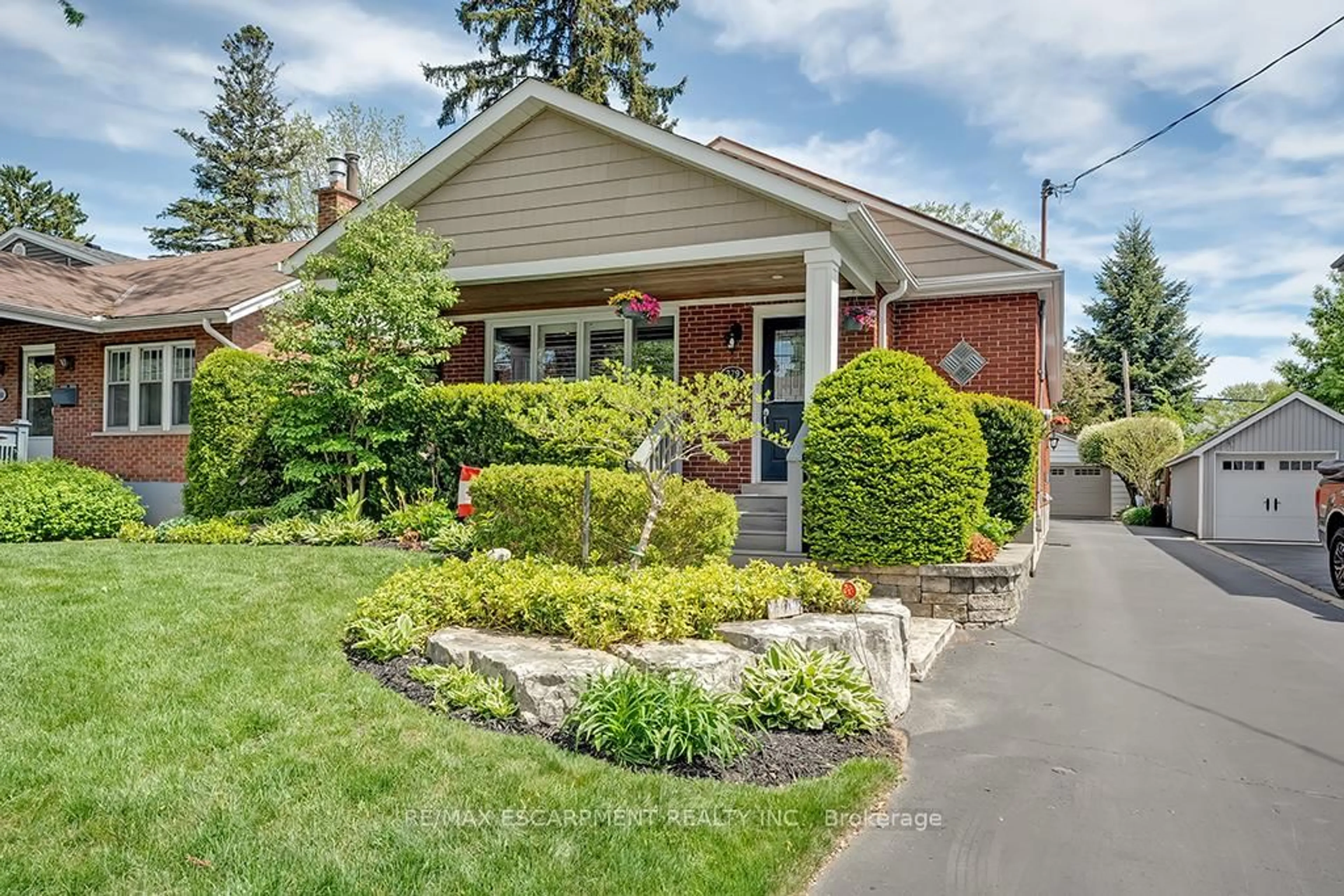 Home with brick exterior material, street for 379 Delaware Ave, Burlington Ontario L7R 3B4