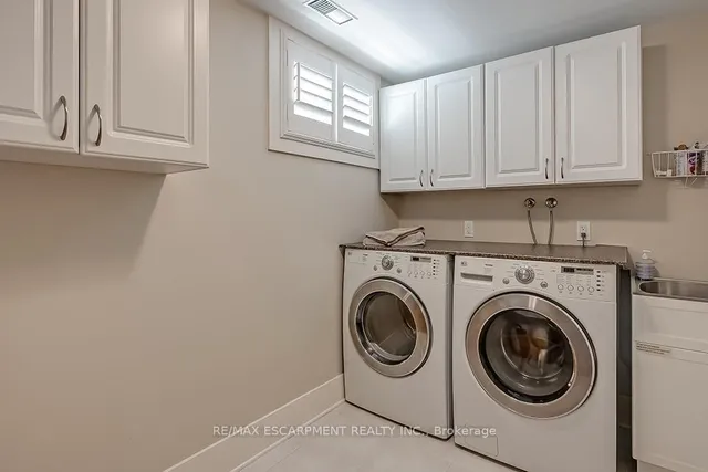 Additional property image - 379 Delaware Ave