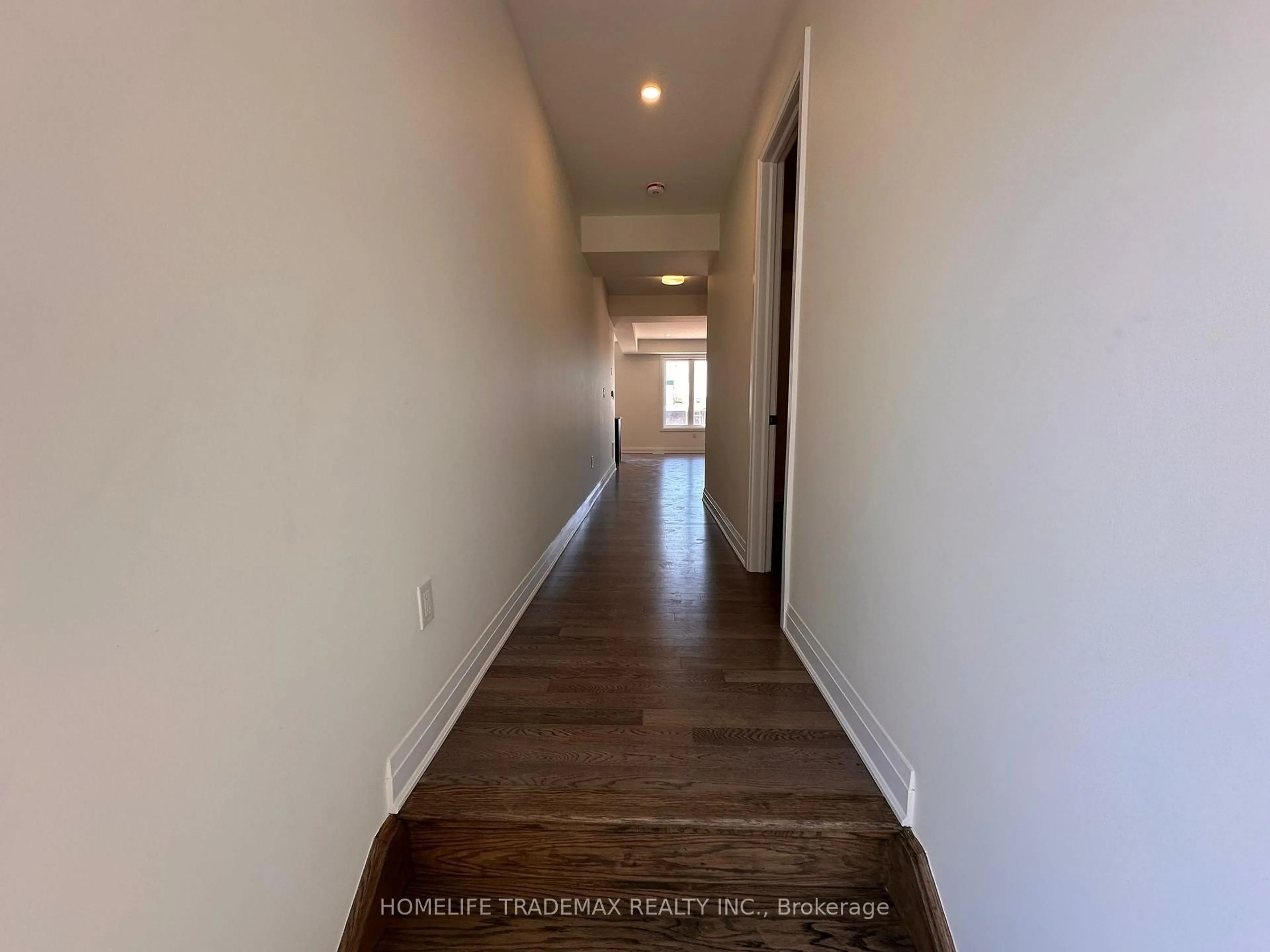 A pic of a room for 3272 Mariner Passage, Oakville Ontario L6M 5S6