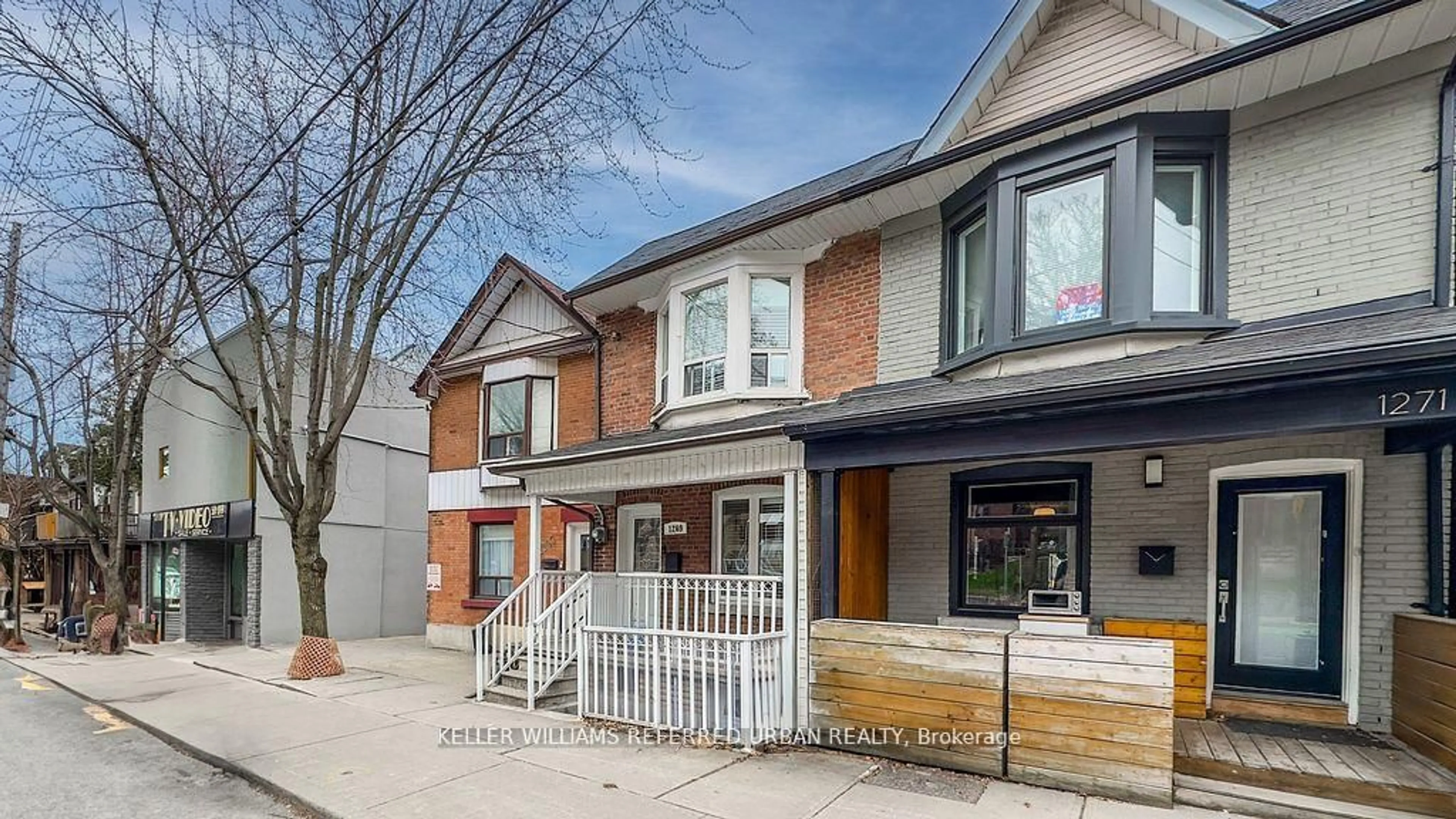 Home with brick exterior material, street for 1269 Davenport Rd, Toronto Ontario M6H 2H2