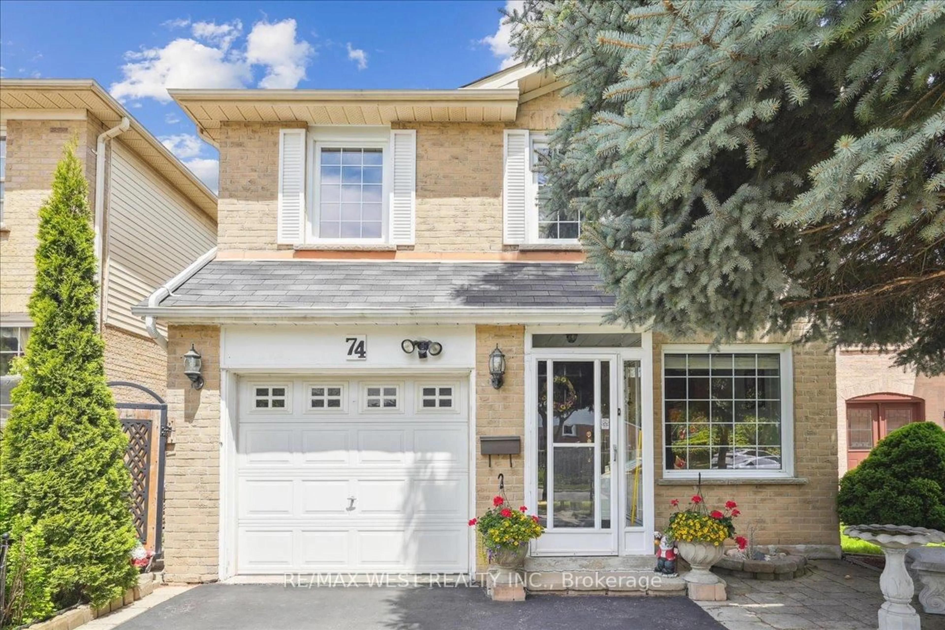 Home with brick exterior material, street for 74 Horton Cres, Brampton Ontario L6S 5H6