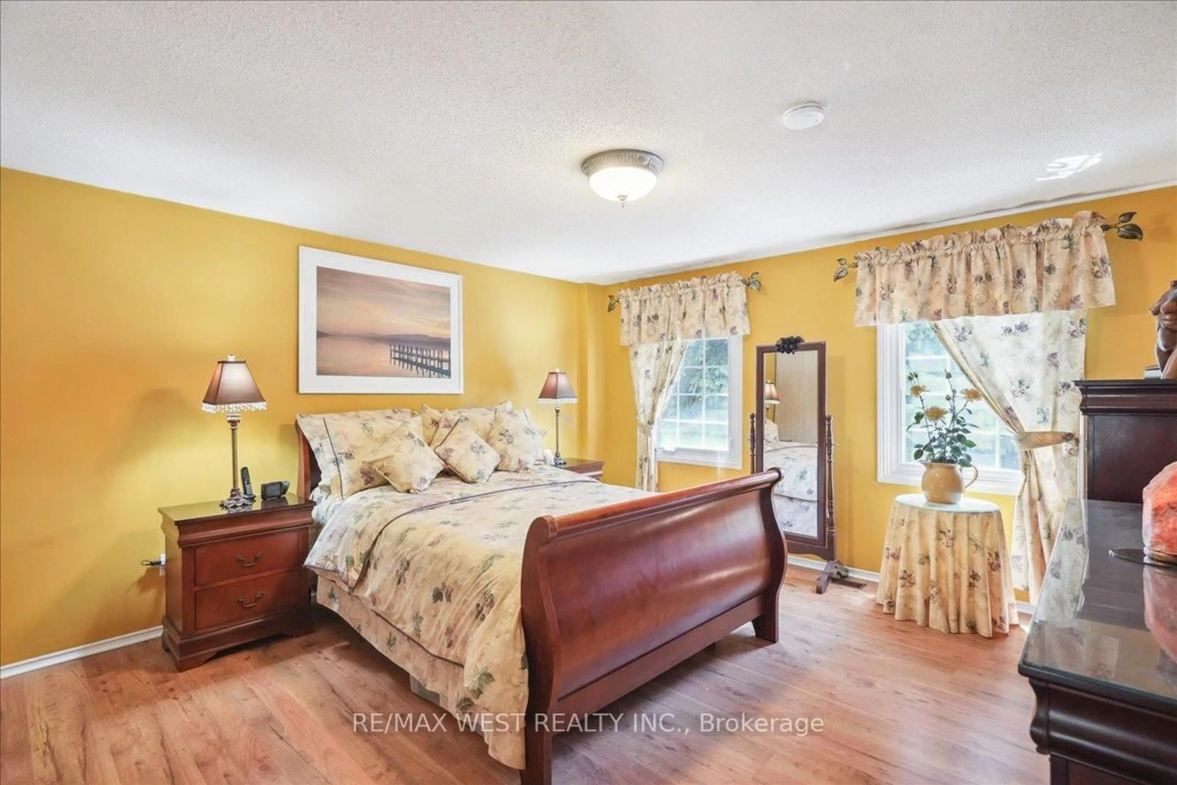Bedroom with bed, unknown for 74 Horton Cres, Brampton Ontario L6S 5H6