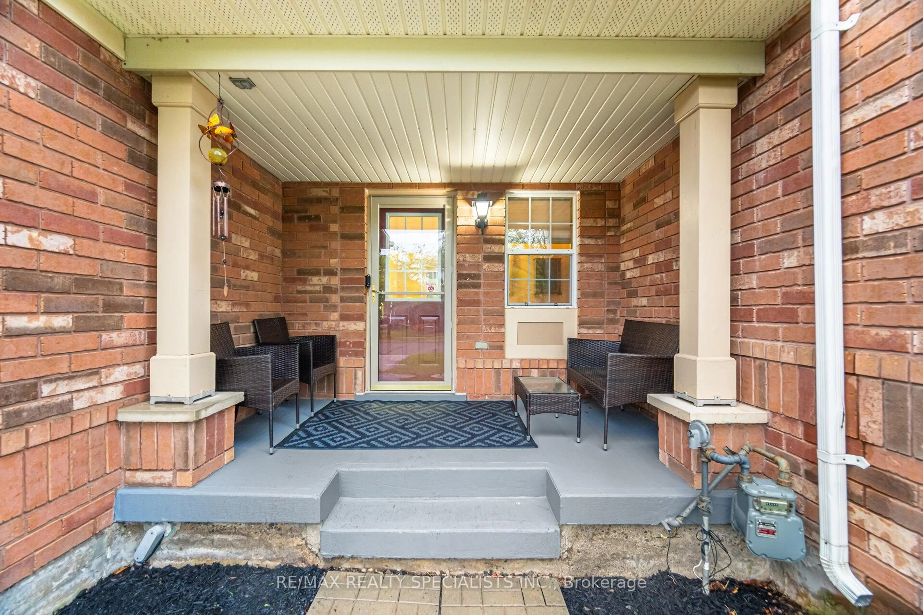Patio, street for 1118 Kelly Gate, Milton Ontario L9T 6H1