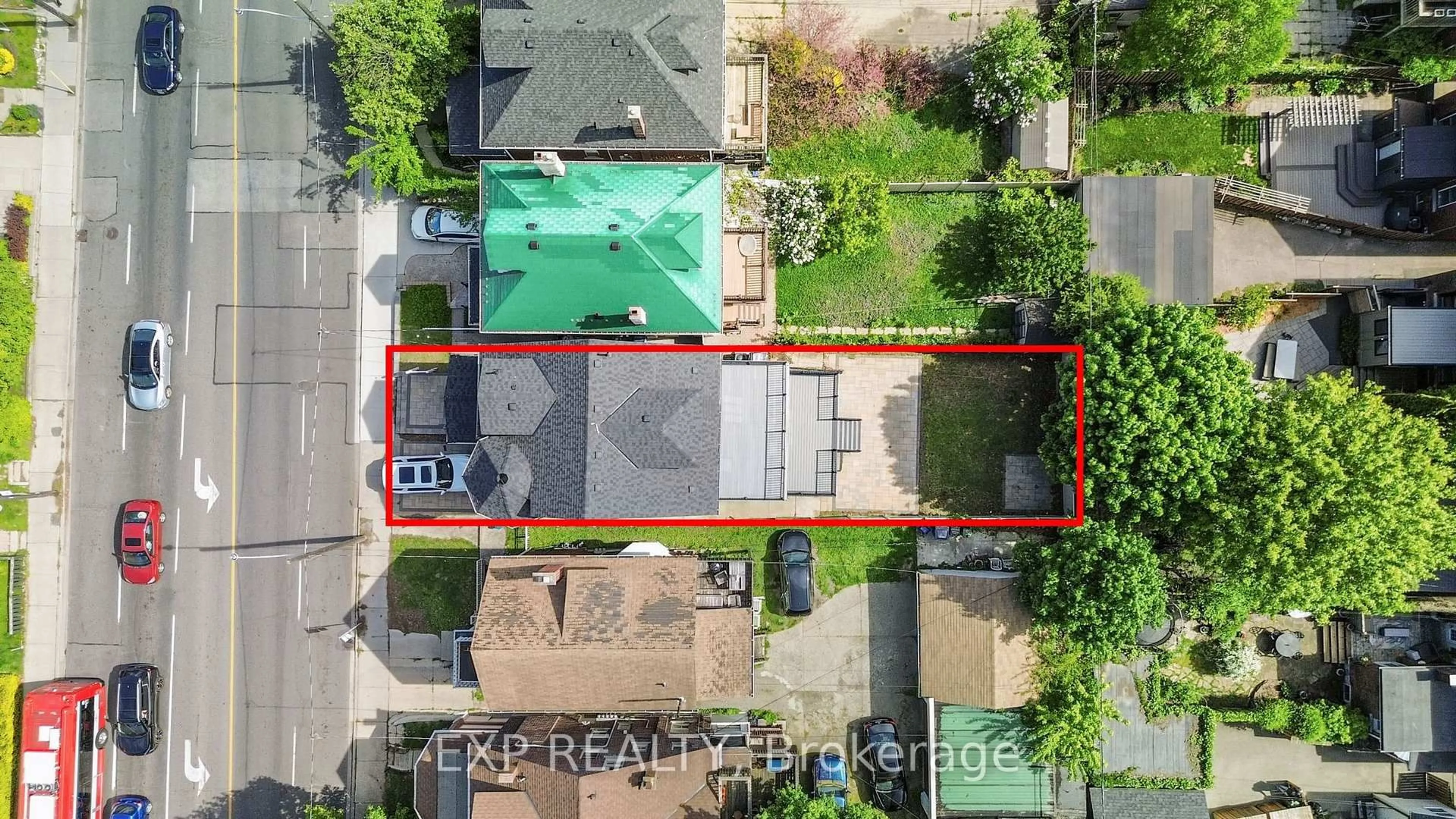 A pic from outside/outdoor area/front of a property/back of a property/a pic from drone, street for 298 Keele St, Toronto Ontario M6P 2K4