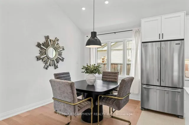 Additional property image - 877 Condor Dr