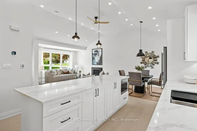 Additional property image - 877 Condor Dr