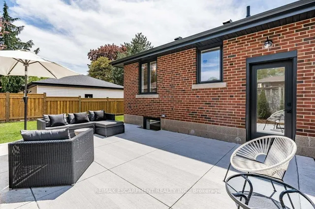 Additional property image - 877 Condor Dr