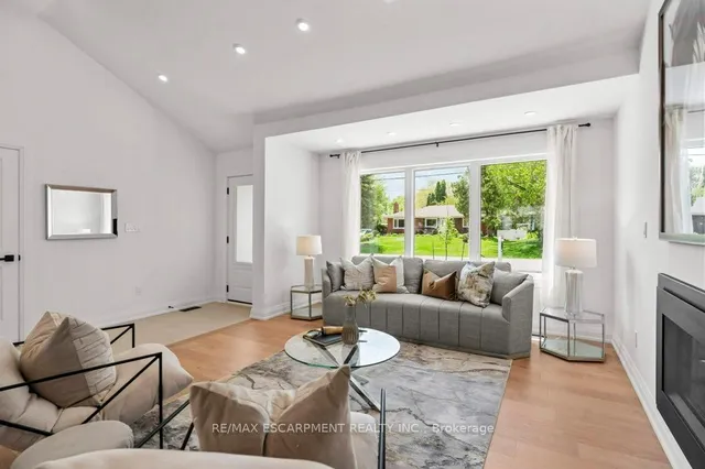 Additional property image - 877 Condor Dr