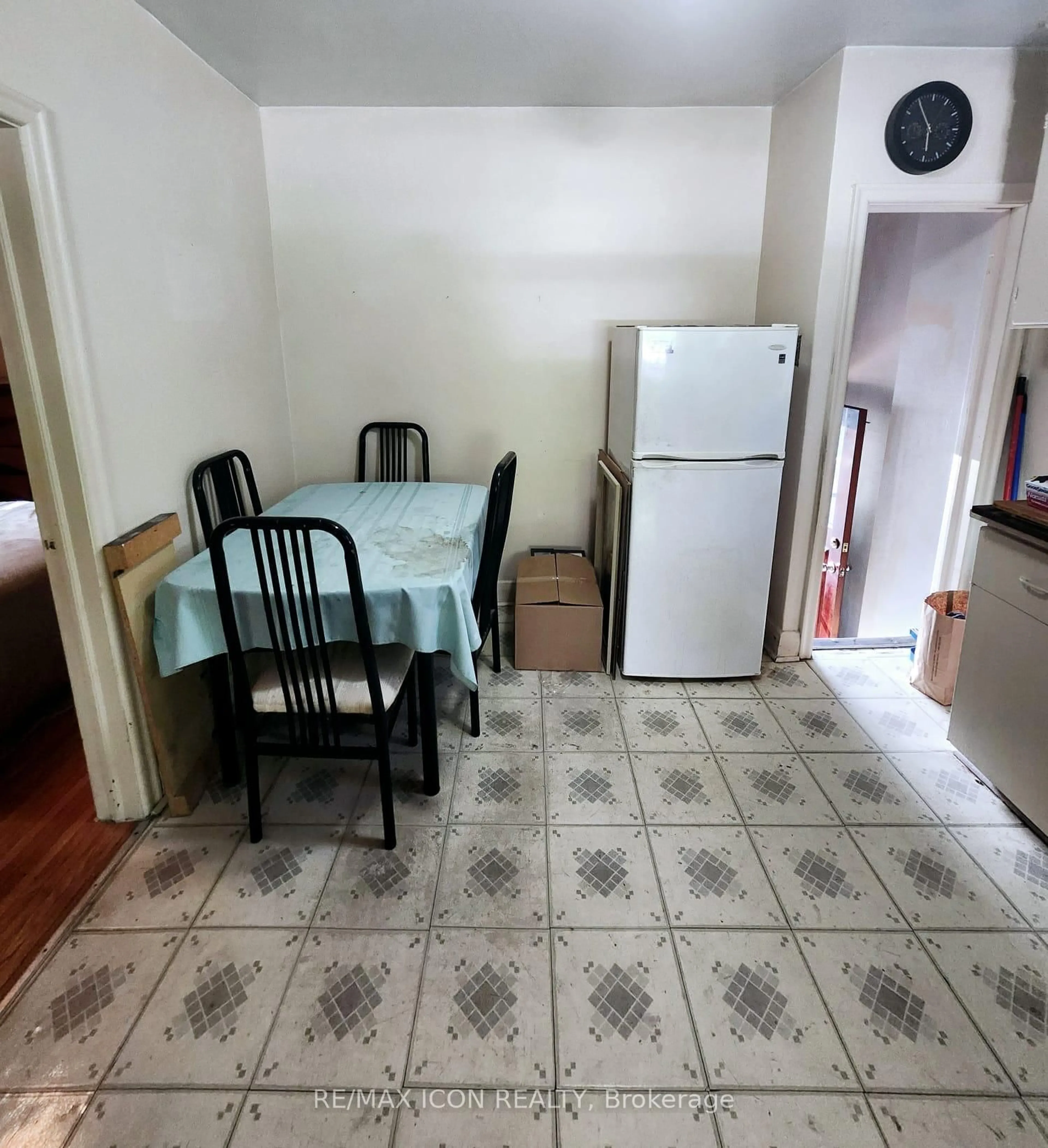 A pic of a room for 44 Haverson Blvd, Toronto Ontario M6M 3J6