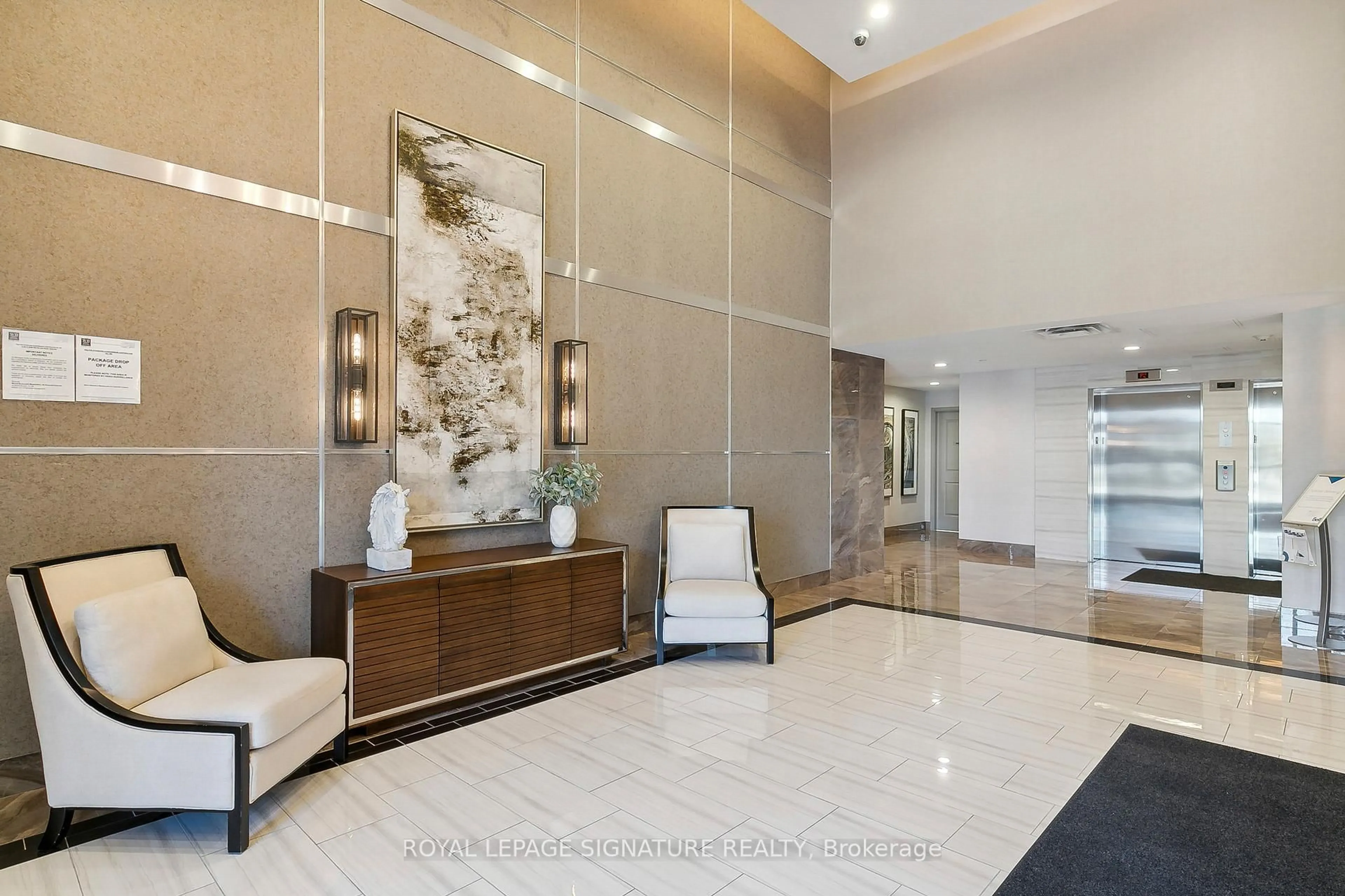 Lobby for 2486 Old Bronte Rd #333, Oakville Ontario L6M 4J2