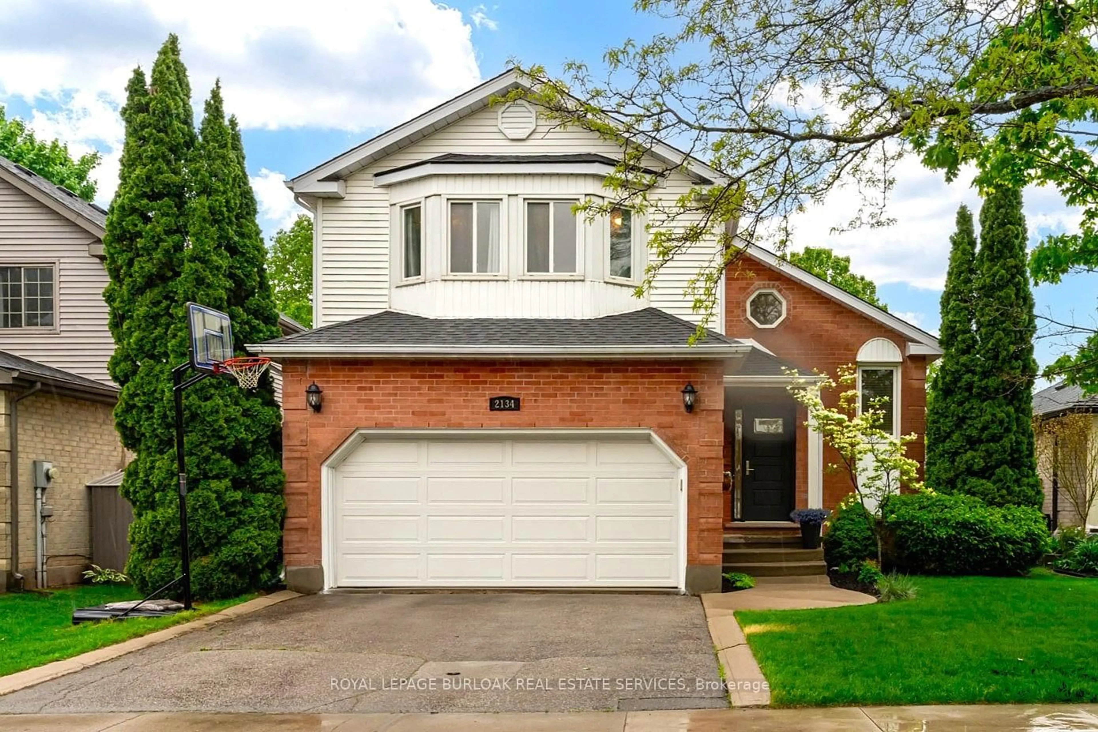 Home with brick exterior material, street for 2134 Donald Rd, Burlington Ontario L7M 3R4