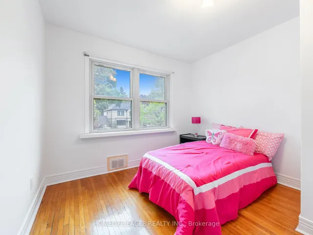 Additional property image - 6 Ashton Manr