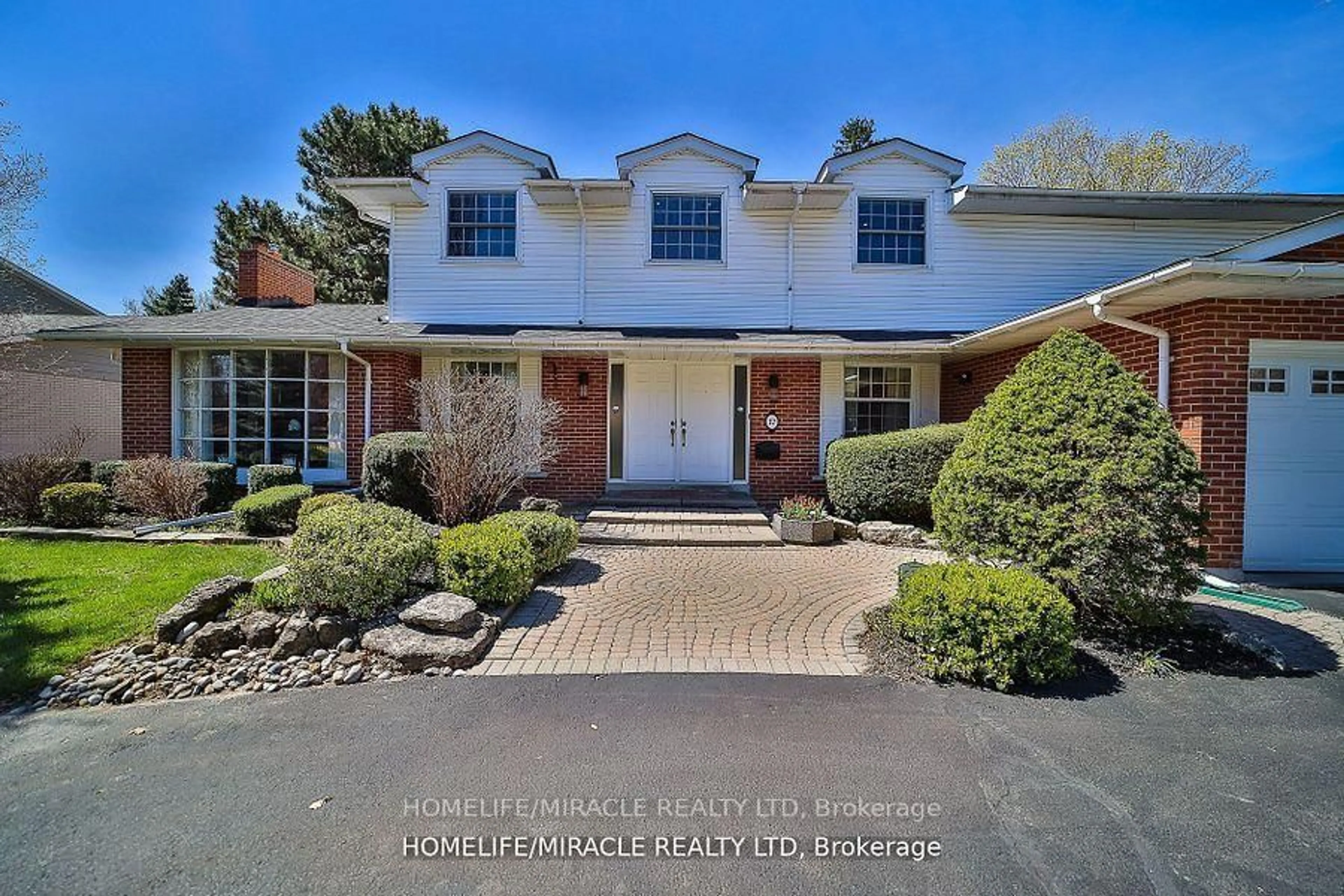 Home with brick exterior material, street for 17 Ridgehill Dr, Brampton Ontario L6Y 2C3