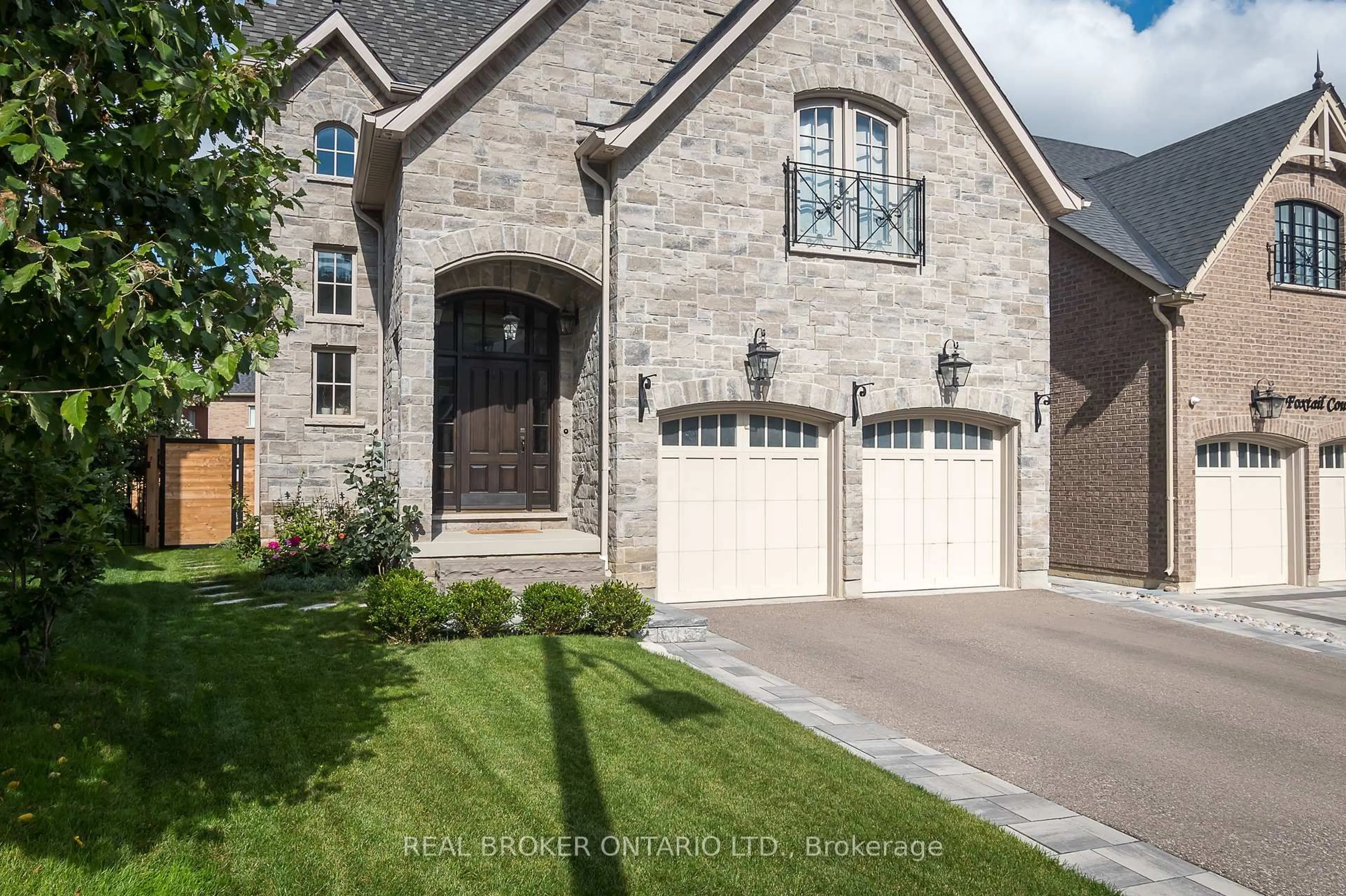 Home with brick exterior material, street for 67 Foxtail Crt, Halton Hills Ontario L7G 0G3