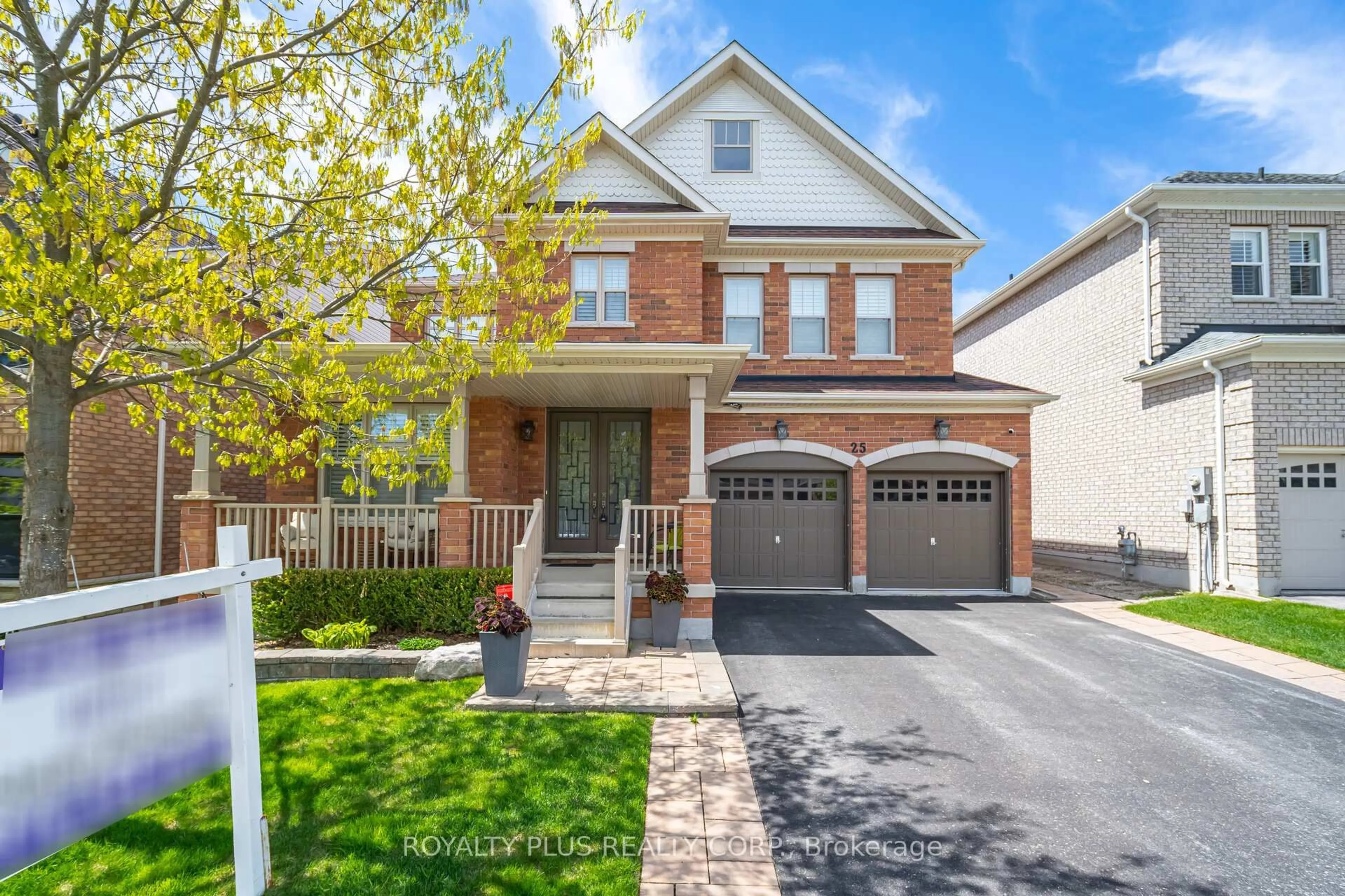 Home with brick exterior material, street for 25 Mccandless Crt, Caledon Ontario L7C 3R6