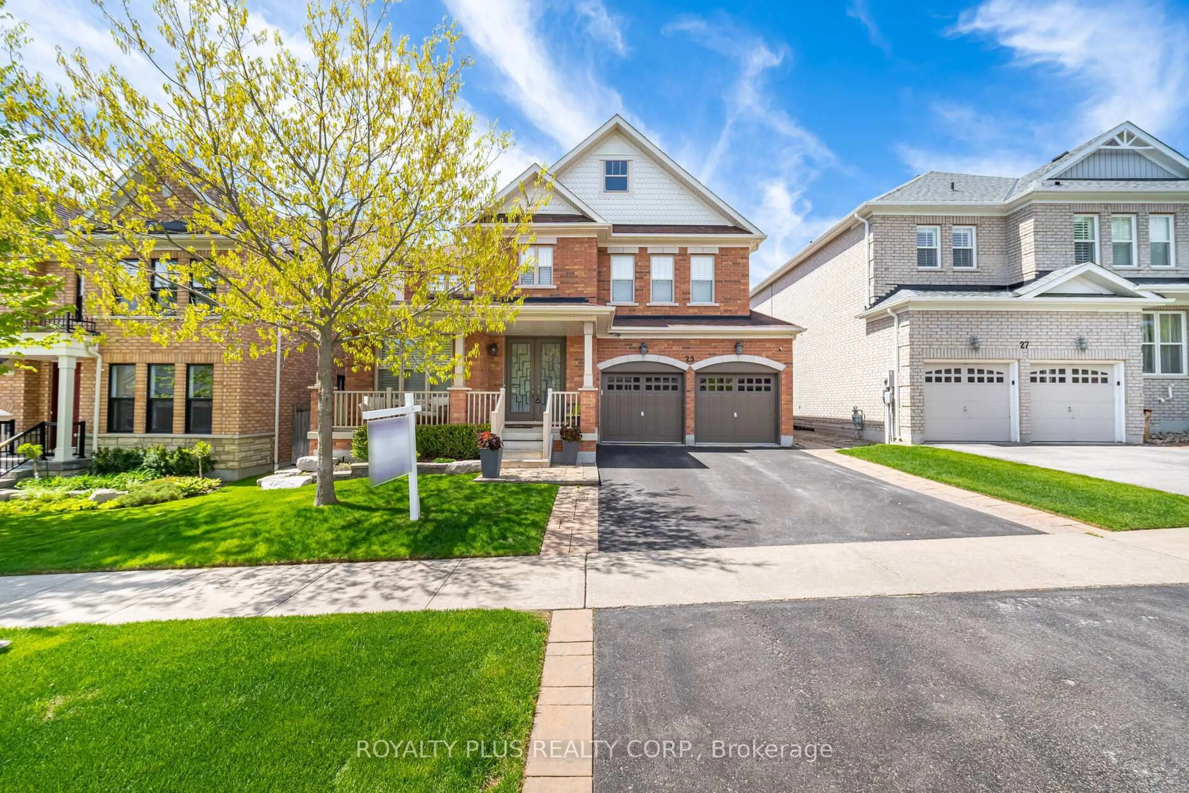 Home with brick exterior material, street for 25 Mccandless Crt, Caledon Ontario L7C 3R6