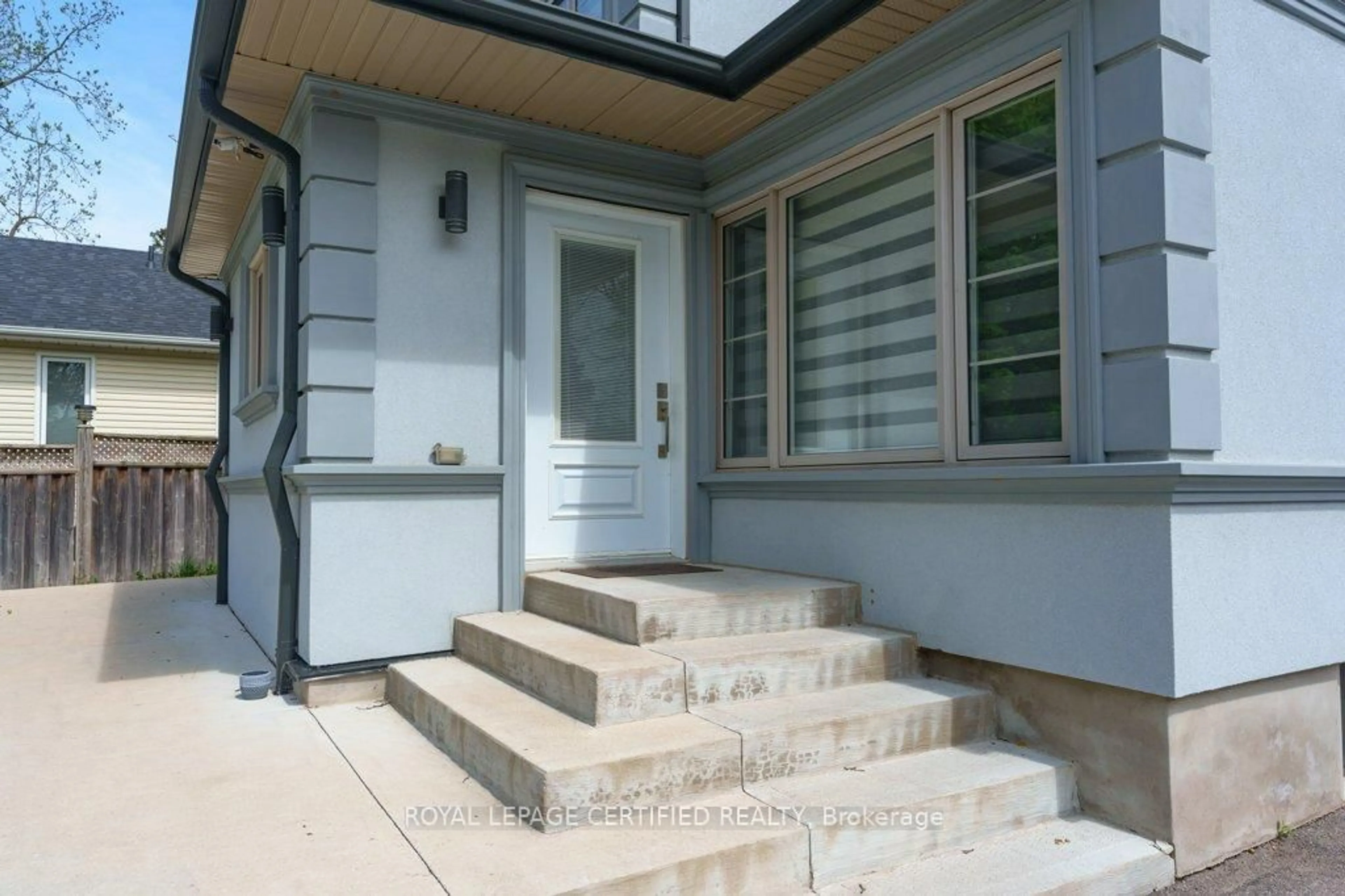 Unknown for 5 Murray St, Brampton Ontario L6X 1R6