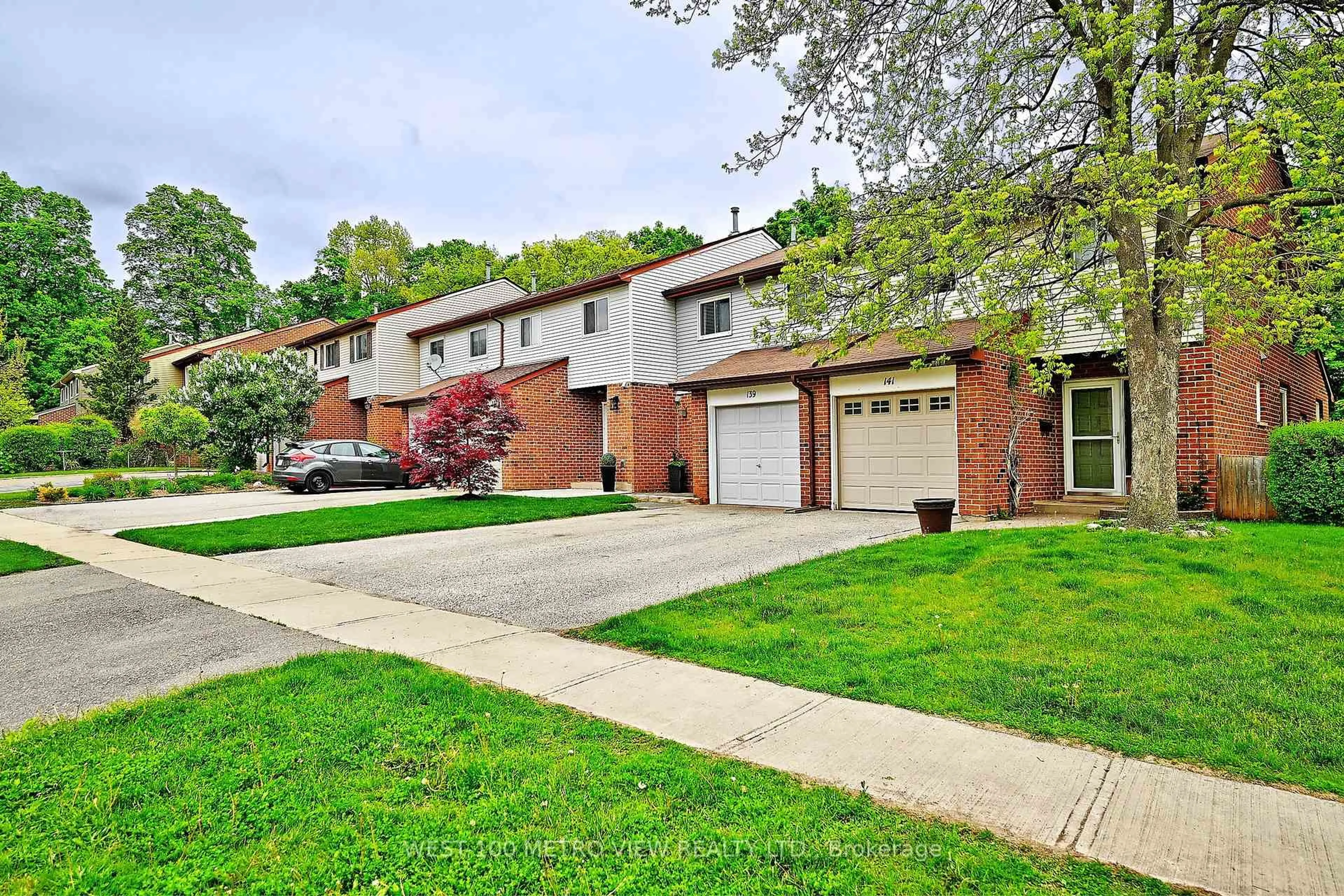 Home with brick exterior material, street for 139 John St, Halton Hills Ontario L7G 5A2