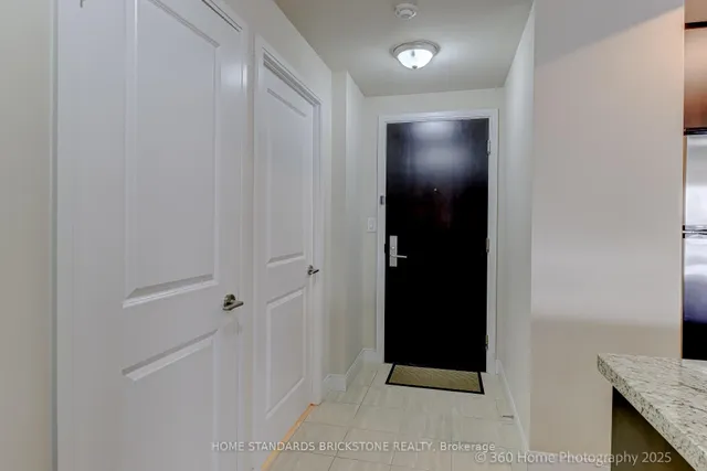 Additional property image - 50 Absolute Ave Unit 1106