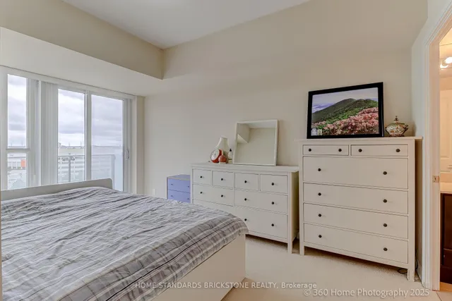 Additional property image - 50 Absolute Ave Unit 1106