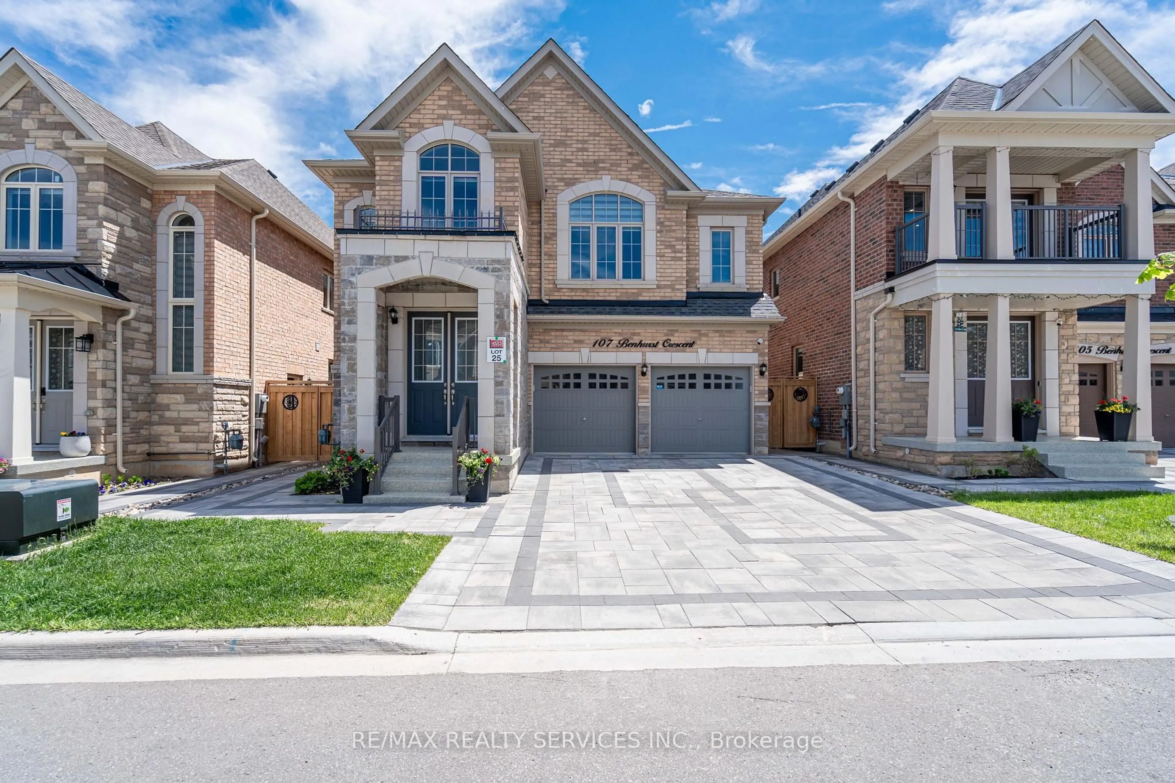 Home with brick exterior material, street for 107 Benhurst Cres, Brampton Ontario L7A 5A4