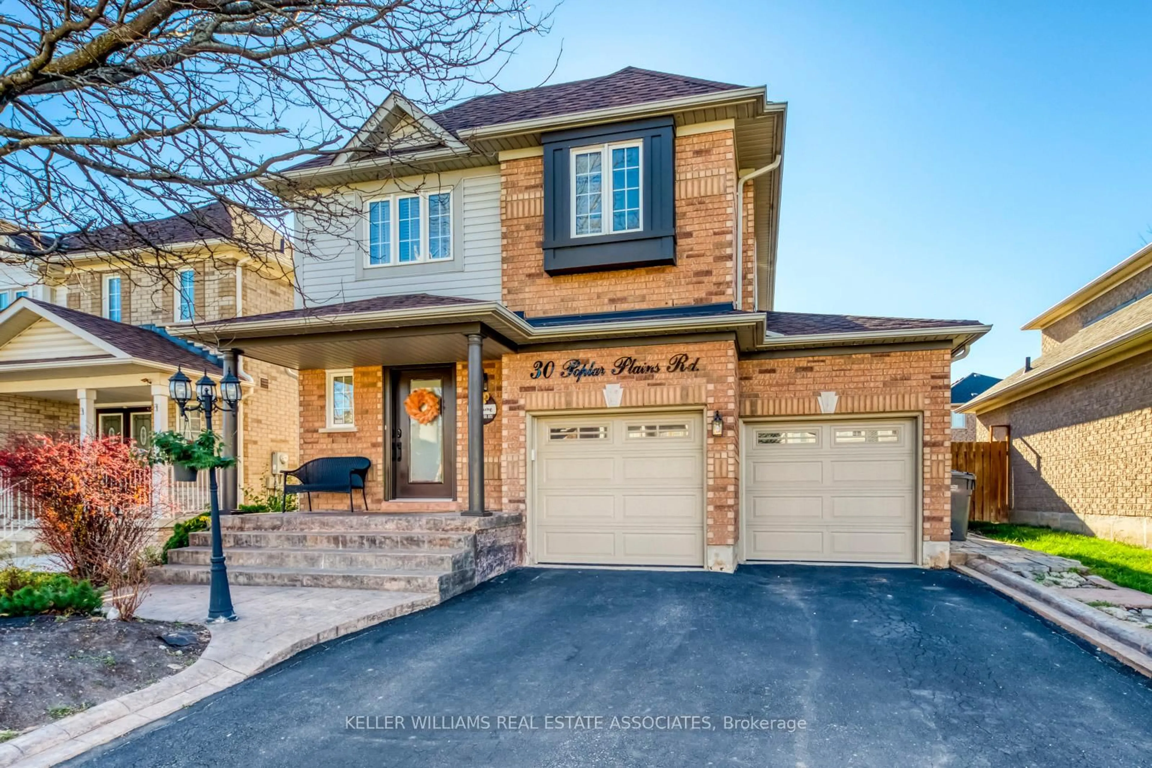 Home with brick exterior material, street for 30 Poplar Plains Rd, Brampton Ontario L7A 1Z5