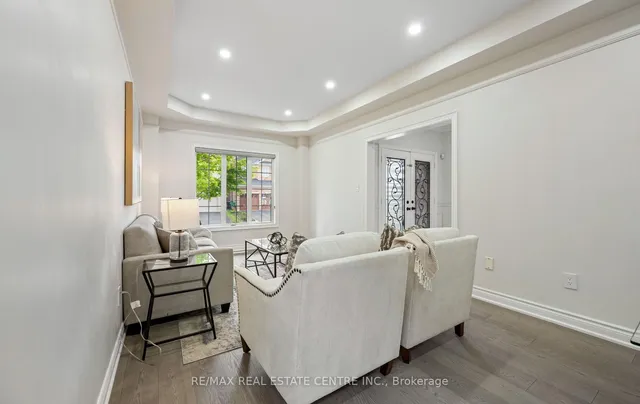 Additional image 42 of 50 Amboise Cres