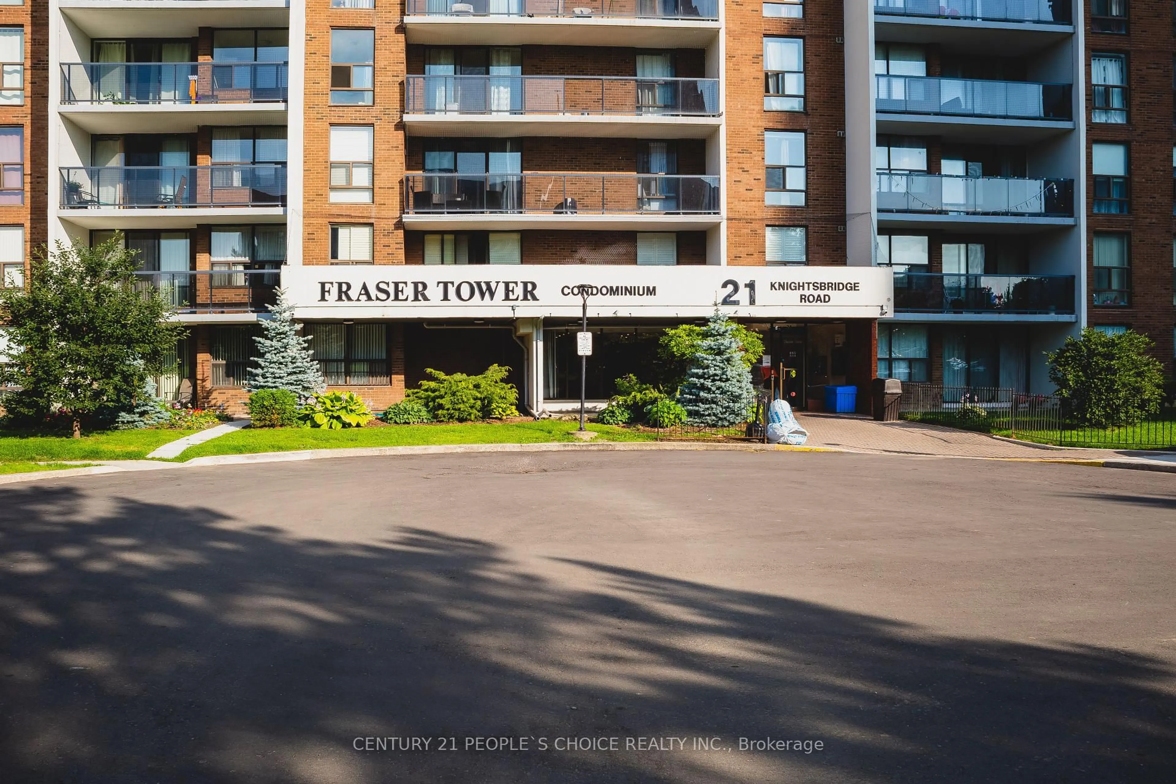 Indoor foyer for 21 Knightsbridge Rd #907, Brampton Ontario L6T 3Y1
