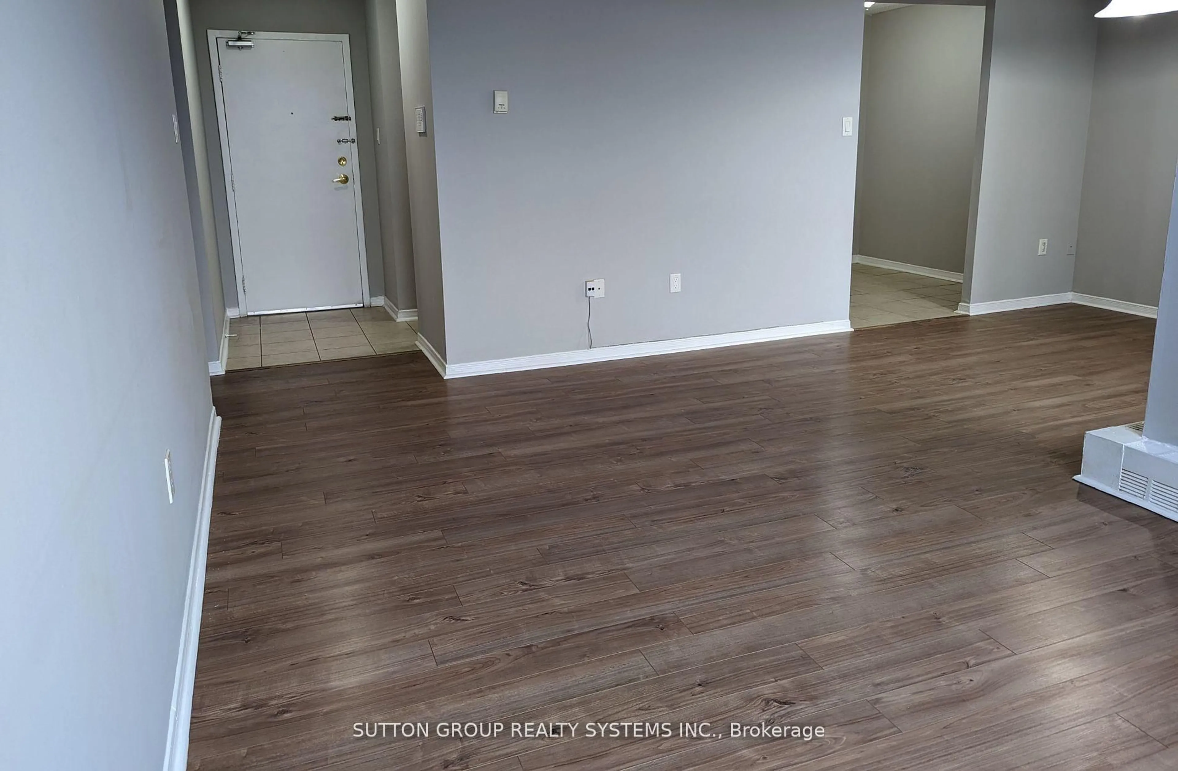 A pic of a room for 2900 Battleford Rd #309, Mississauga Ontario L5N 2V9