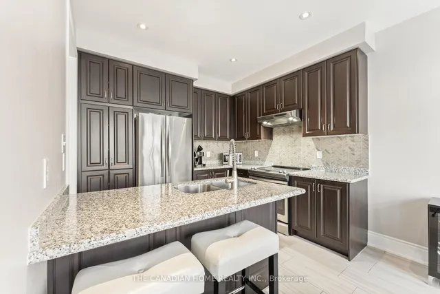 Additional property image - 29 Masken Circ