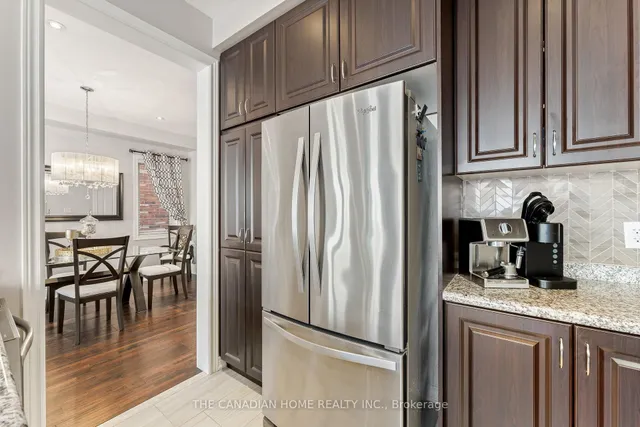 Additional property image - 29 Masken Circ