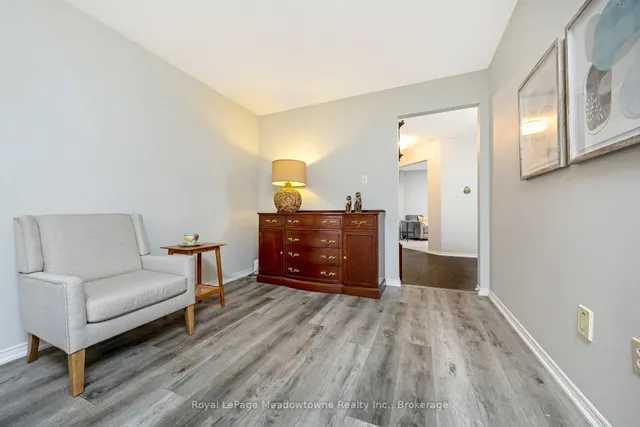 Additional property image - 500 Silverthorne Cres Unit 6