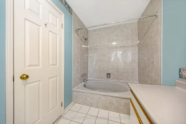 Additional property image - 500 Silverthorne Cres Unit 6