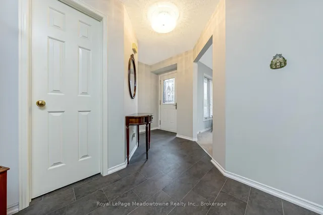 Additional property image - 500 Silverthorne Cres Unit 6