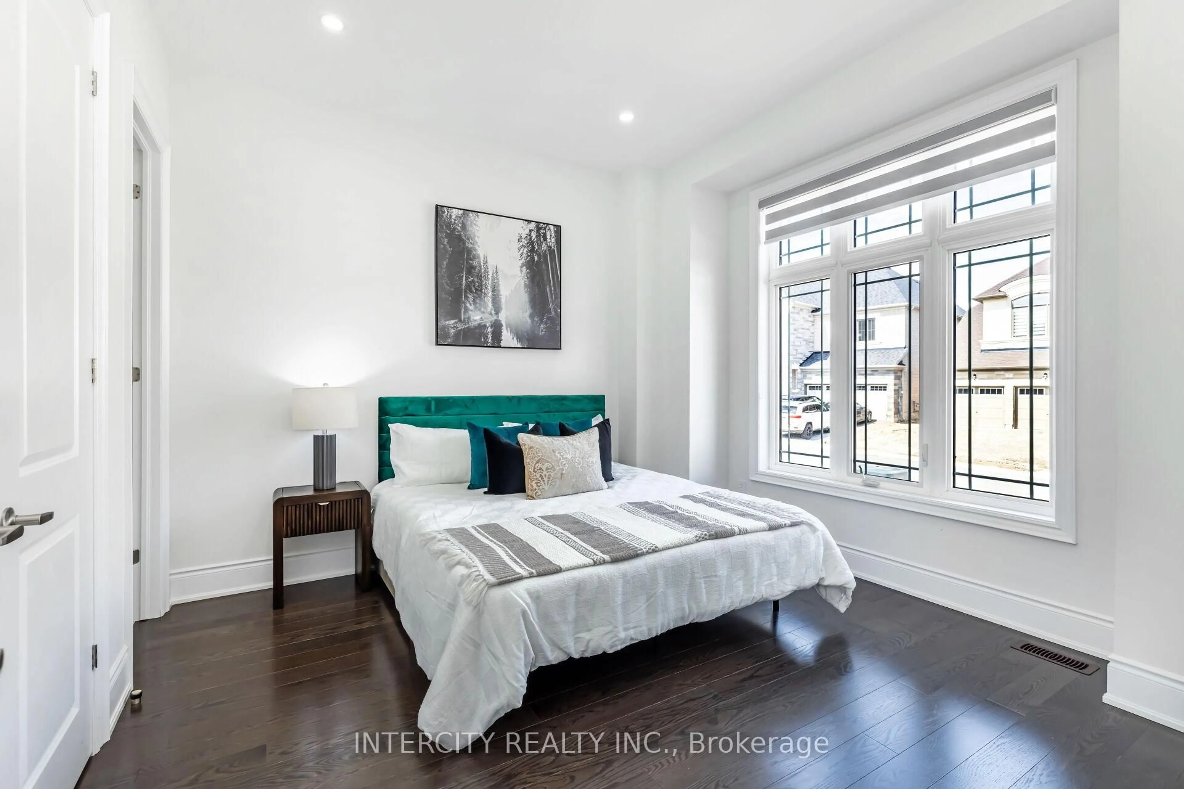 Bedroom with bed, wood/laminate floor for 68 Raspberry Ridge Ave, Caledon Ontario L7C 0H1