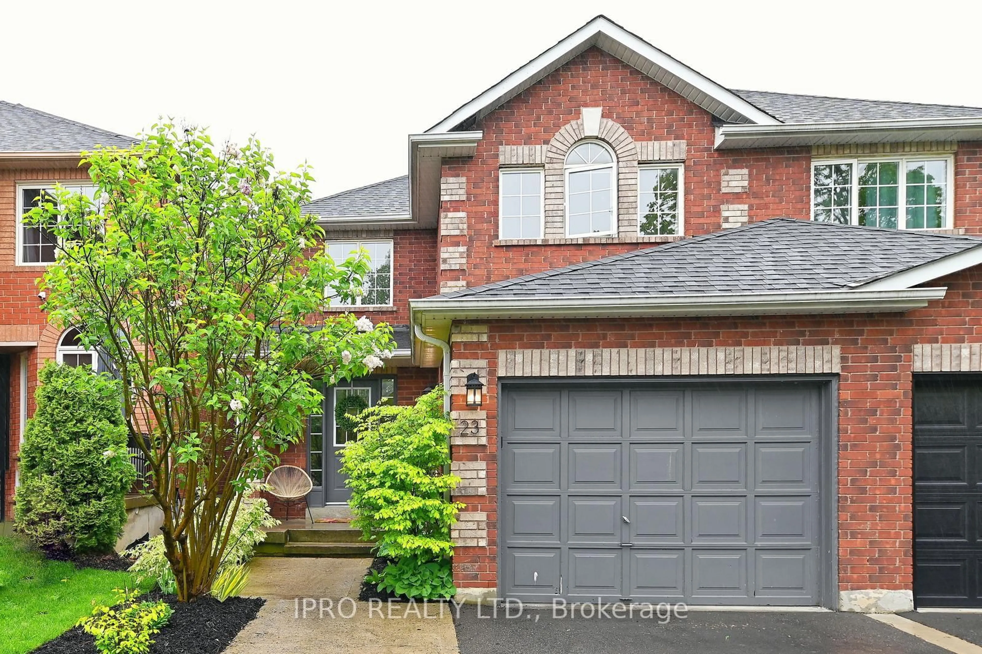 Home with brick exterior material, street for 23 McClure Crt, Halton Hills Ontario L7G 5X6