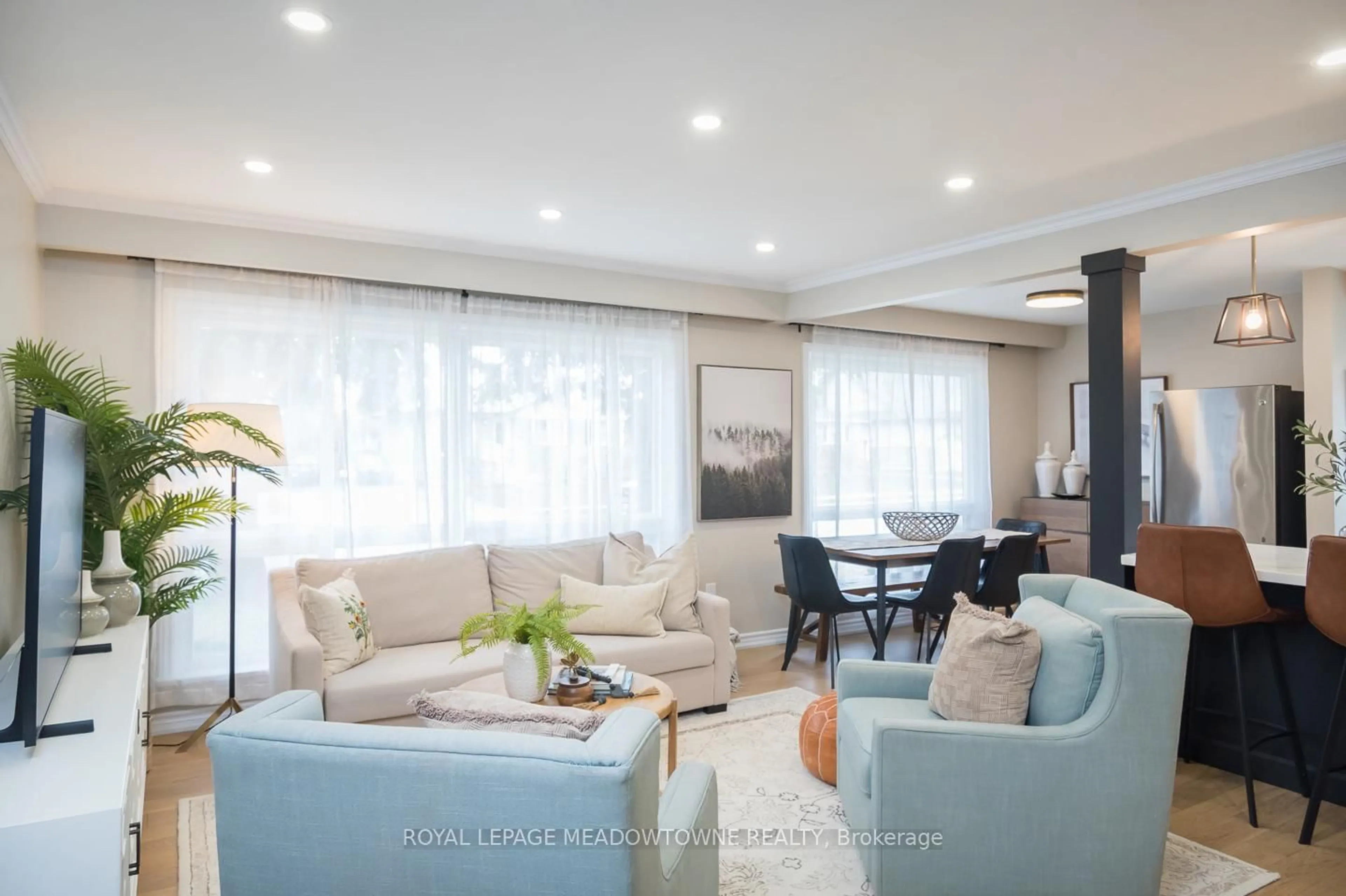 Living room with furniture, unknown for 137 Wakefield Rd, Milton Ontario L9T 2L7