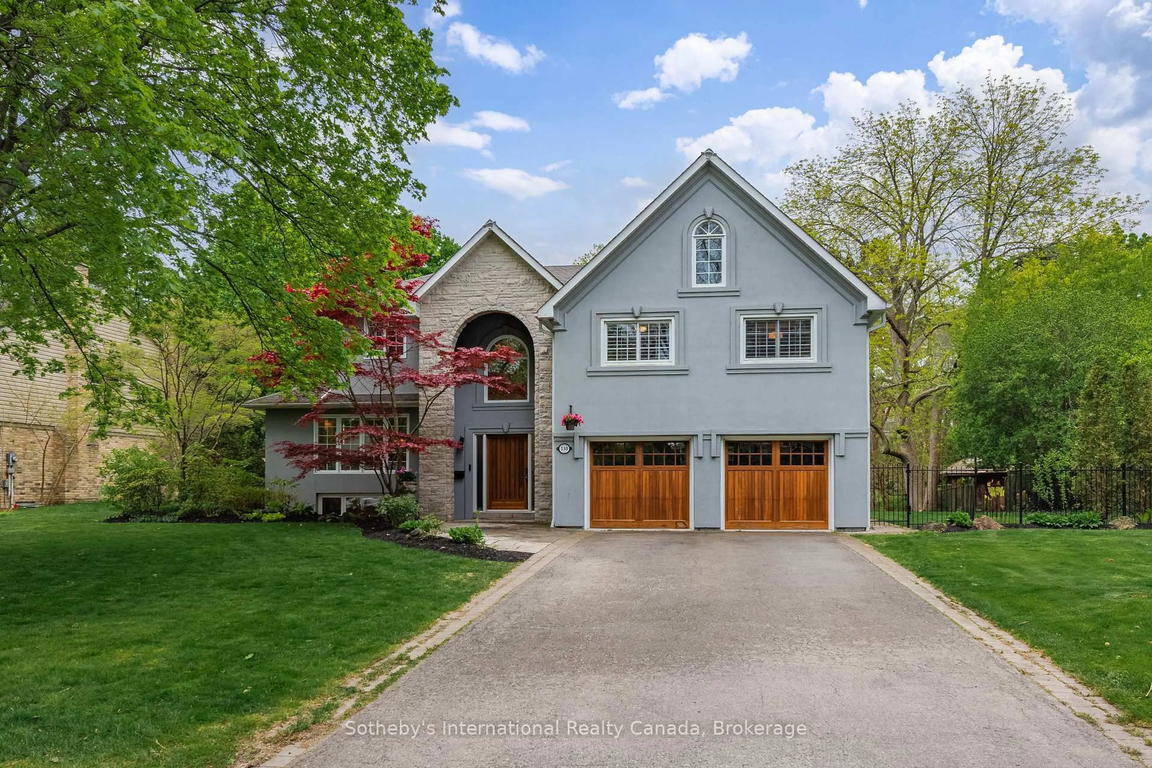 Home with brick exterior material, street for 130 Blyth Cres, Oakville Ontario L6J 5H6