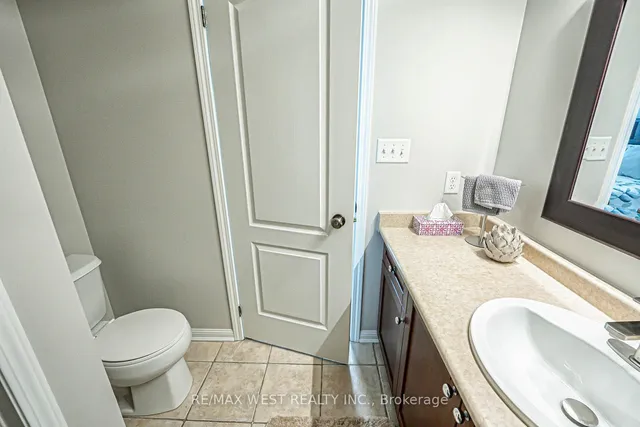 Additional property image - 3050 Rotary Way Unit 4