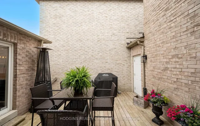 Additional property image - 1644 Casablanca Circ