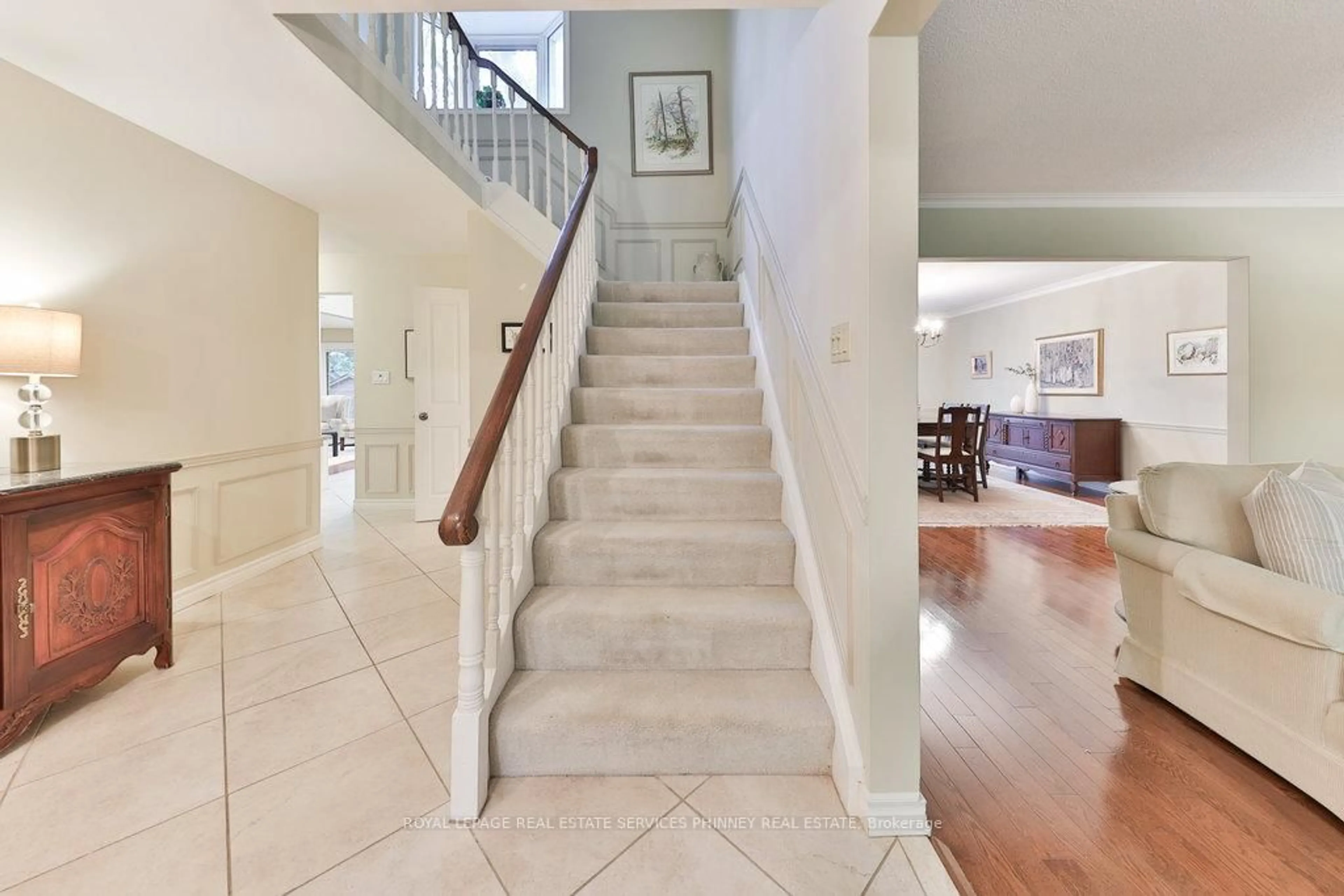 Unknown for 1174 Whiteoaks Ave, Mississauga Ontario L5J 3B5