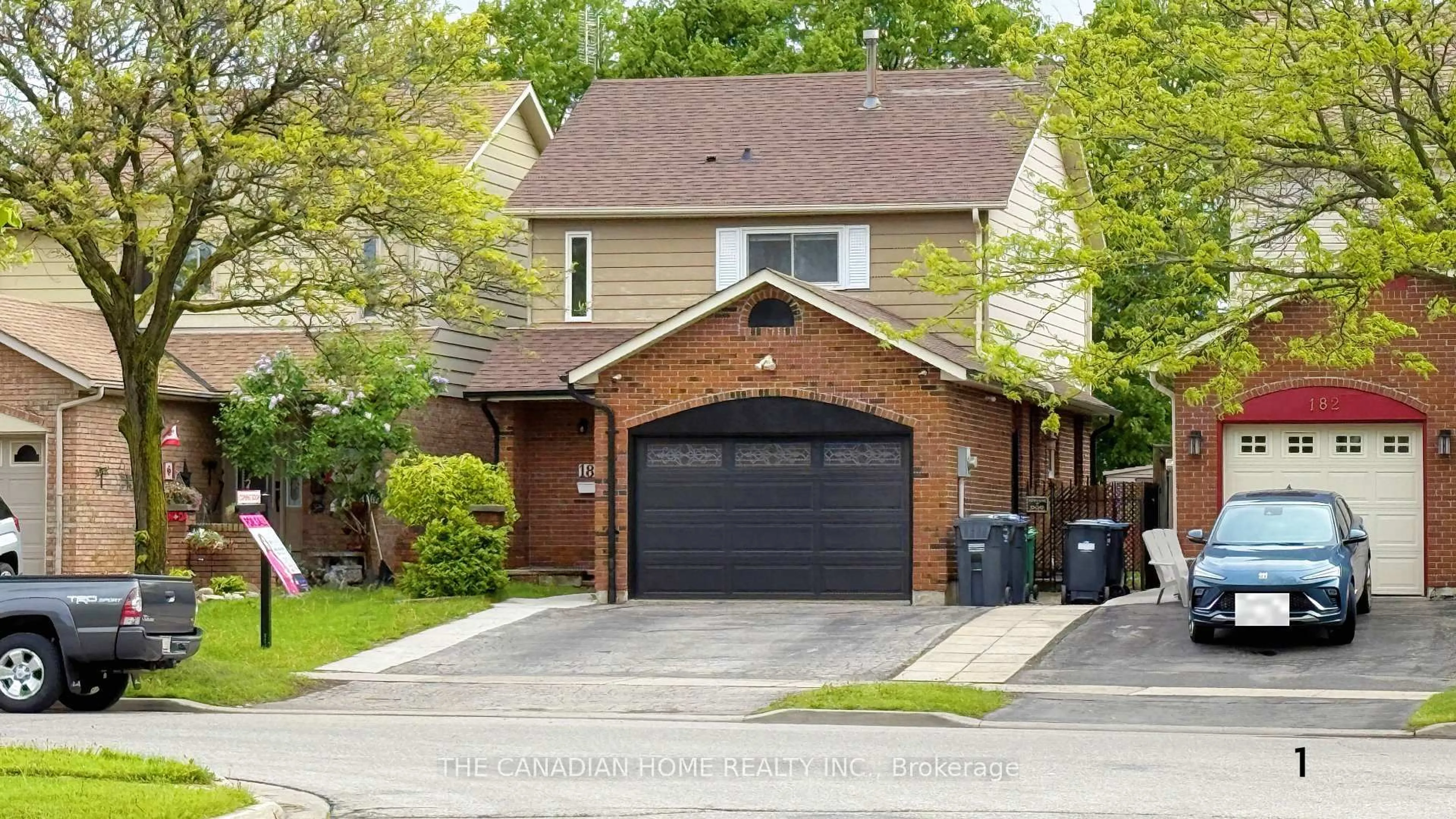 Home with brick exterior material, street for 184 Weybridge Tr, Brampton Ontario L6V 3W2