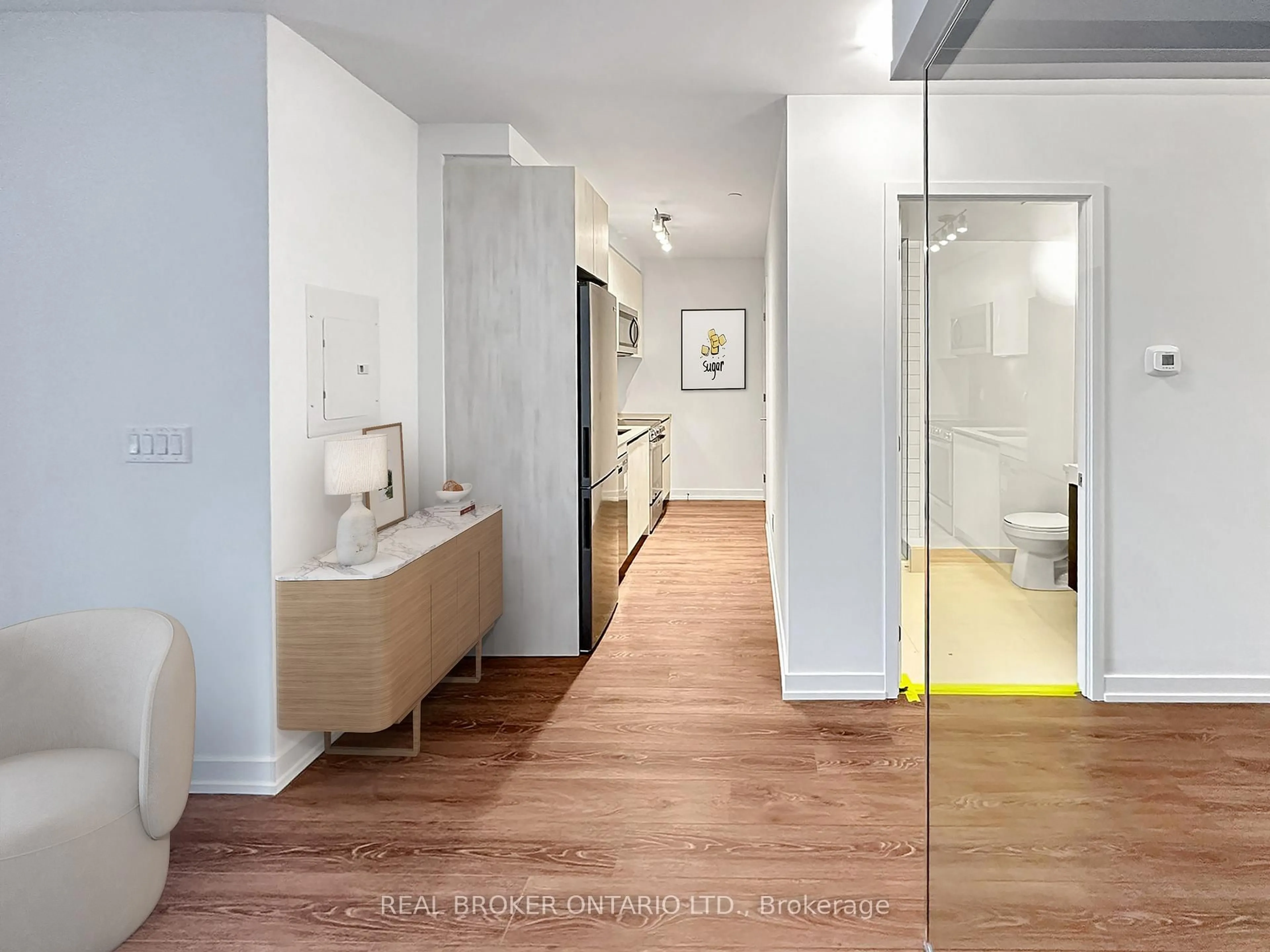 Contemporary bathroom, unknown for 3100 Keele St #443, Toronto Ontario M3M 2H4