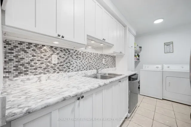 Additional property image - 1615 Bloor St Unit 207