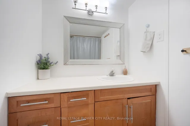 Additional property image - 1615 Bloor St Unit 207