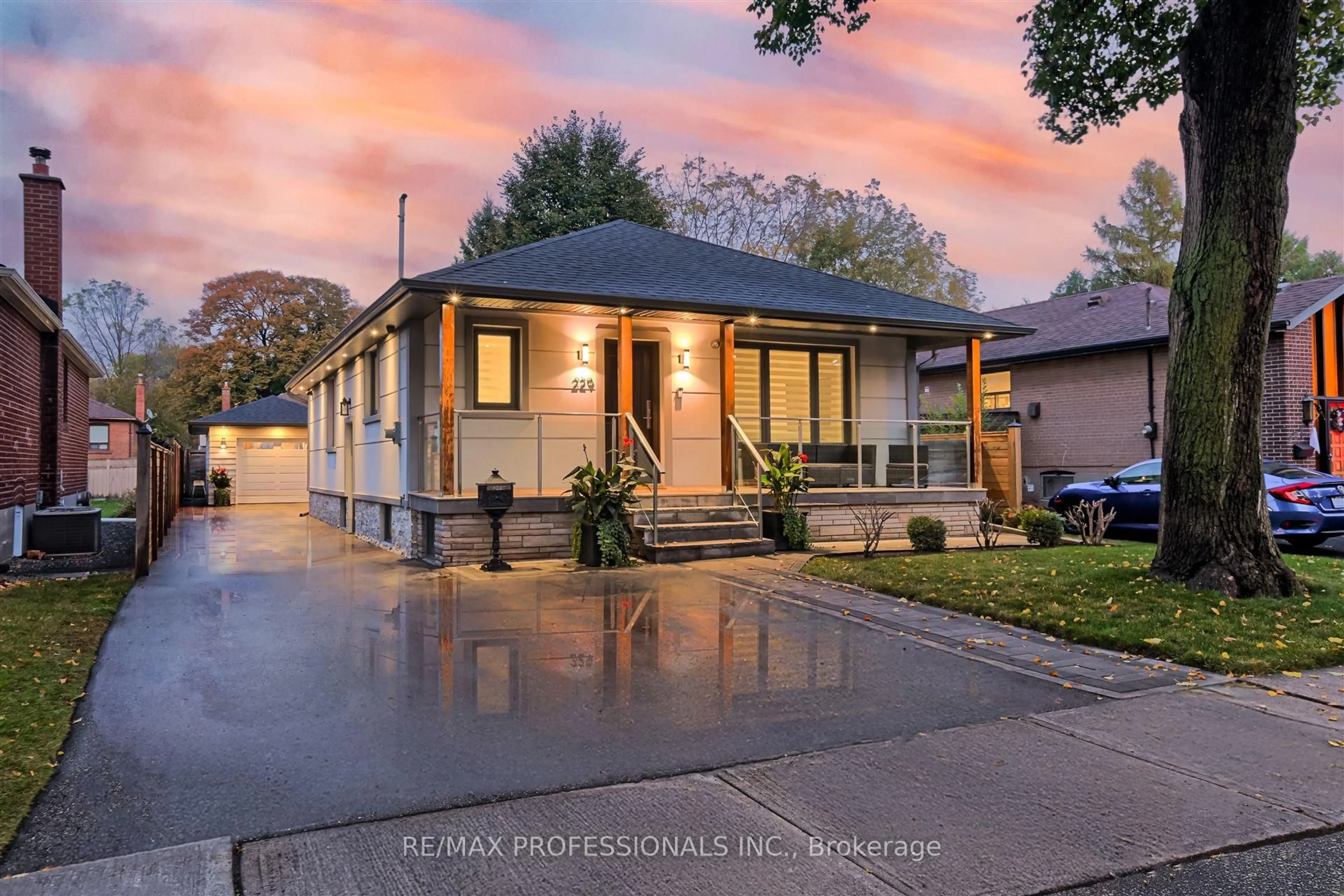 Unknown for 229 Sheldon Ave, Toronto Ontario M8W 4L8