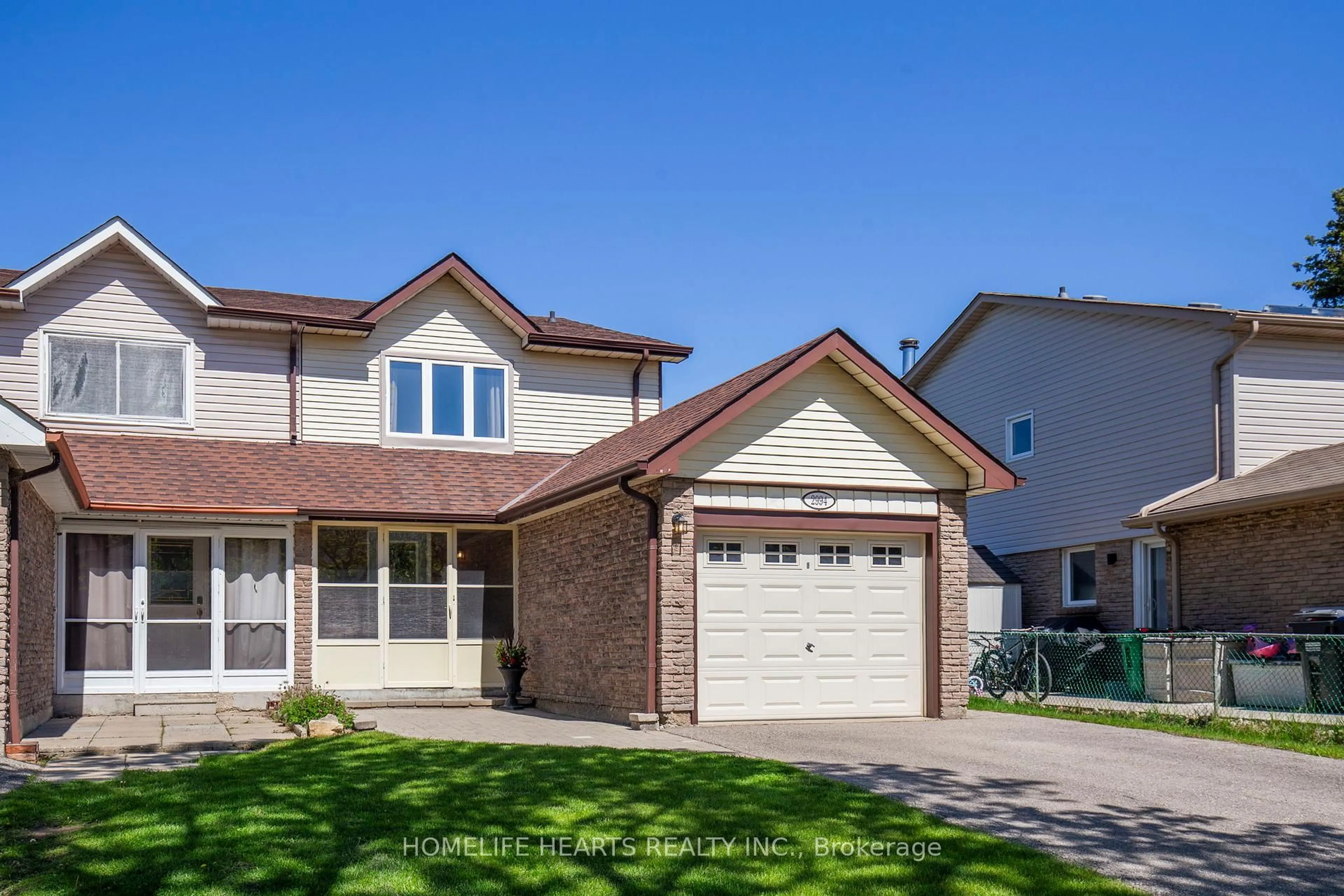 Home with brick exterior material, street for 2994 Glace Bay Rd, Mississauga Ontario L5N 2K1